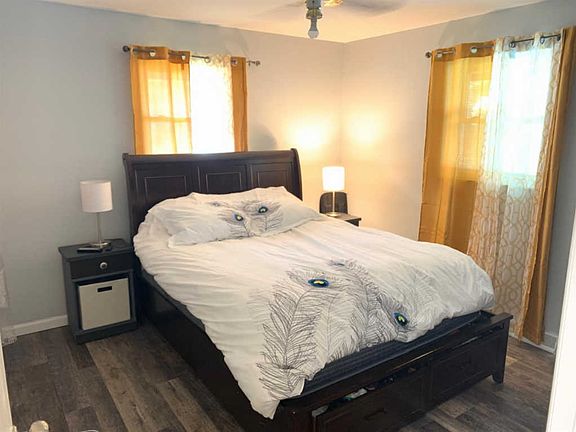4th image of 3884 Beavercreek Cir