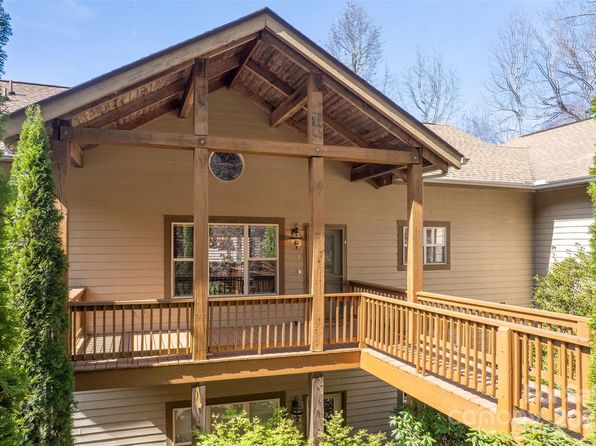 226 Sawgrass Dr #3, Whittier, NC 28789