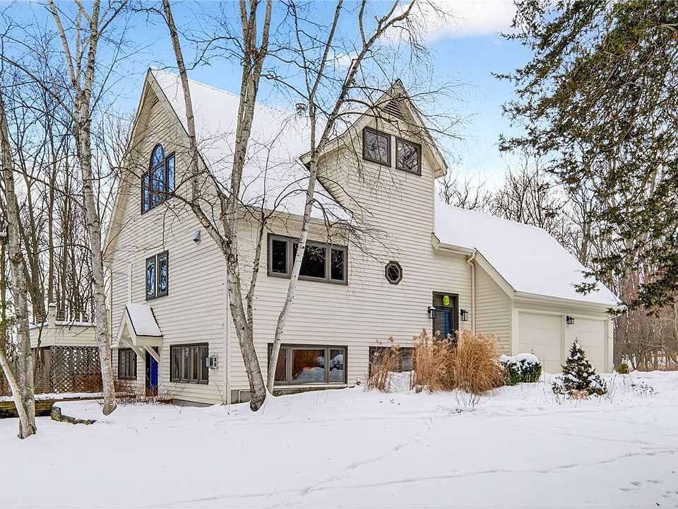 1st image of 30 Burdick Hill Rd