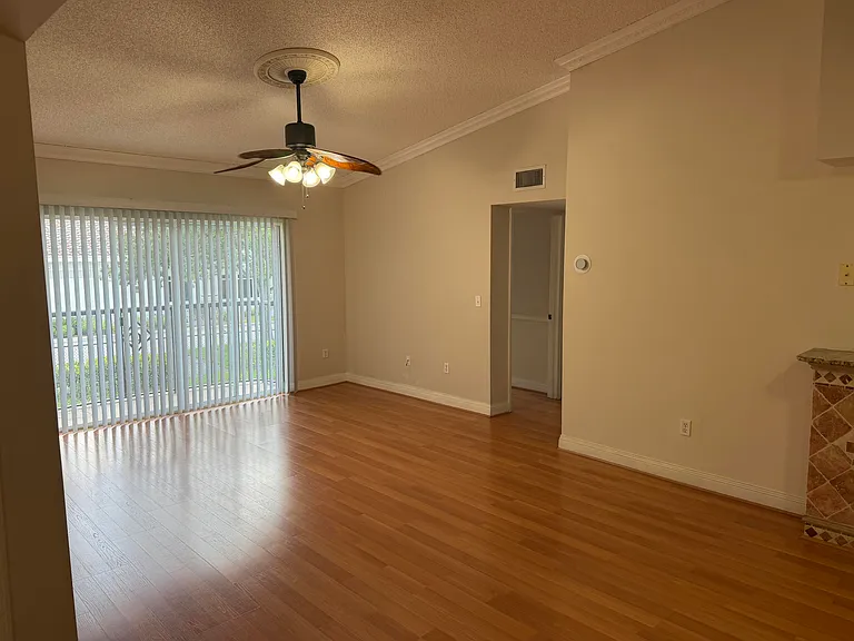 1500 Crestwood Ct S #1503 — Photo 10