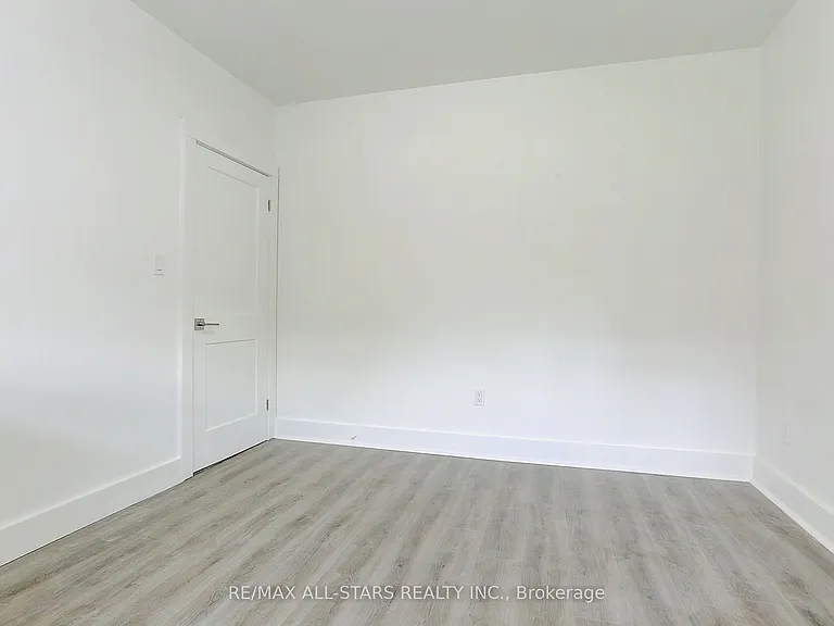 94 39th St #2 — Photo 12