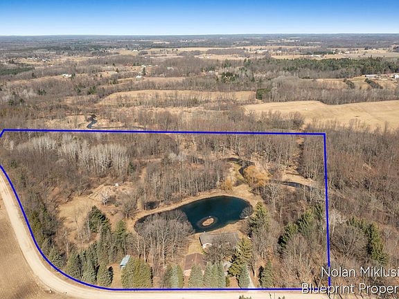 3rd image of 15342 W Almy Rd