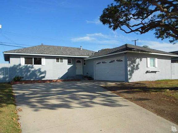 3rd image of 534 Evergreen Sq
