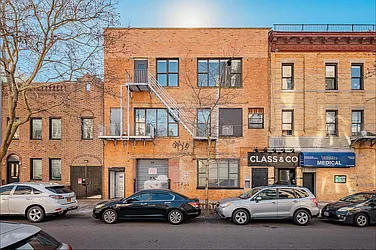 Rented by REAL New York