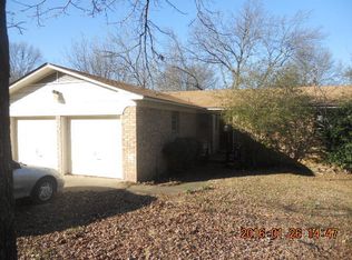 102 W 19th St, Russellville, AR 72801