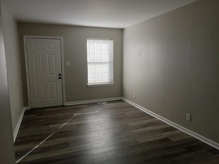 Tulip Cove Apartments - Pulaski, TN — Photo 13