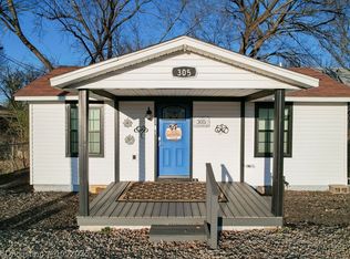 305 W Port Arthur Ave, Sallisaw, OK 74955