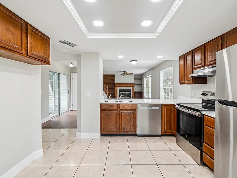 1003 W Horatio St #A — Photo 4