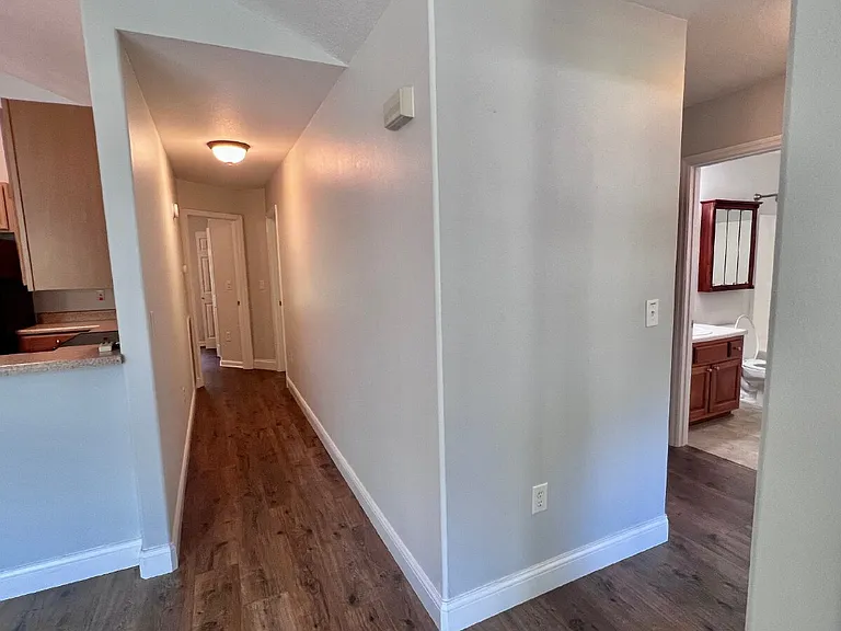 39 Leaf Cir — Photo 21