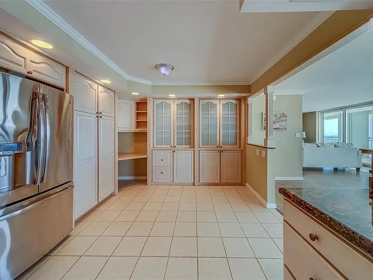 675 S Gulfview Blvd #Penthouse 1 — Photo 13