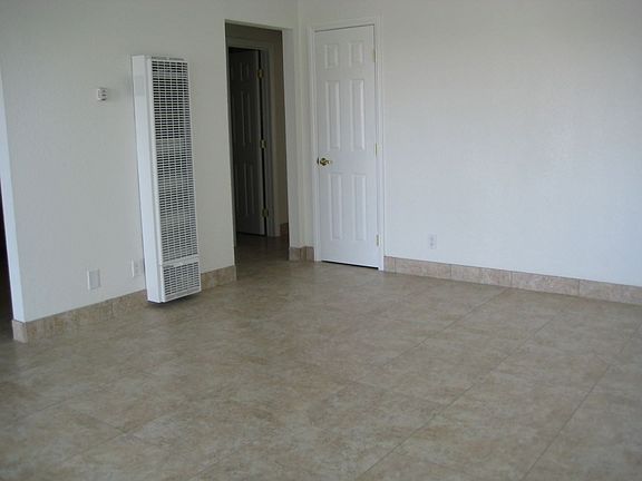 4th image of 13902 Elsworth St APT 3