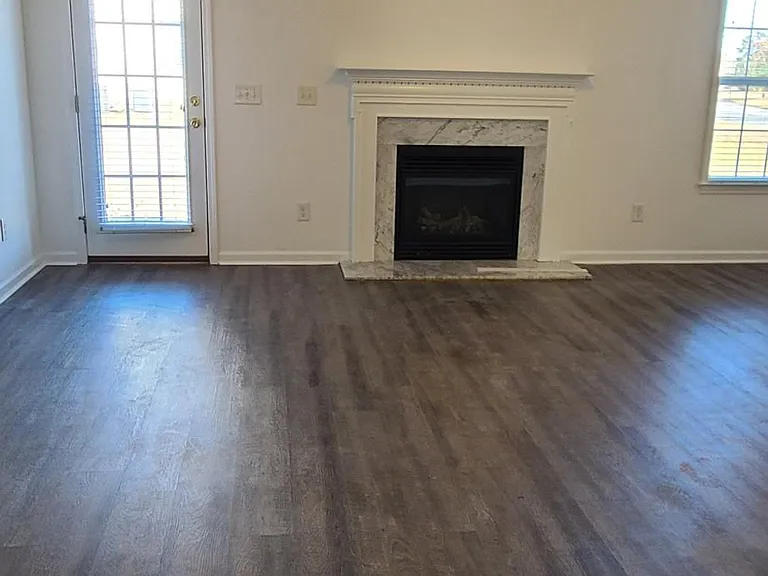 1200 Beeston Ct — Photo 2