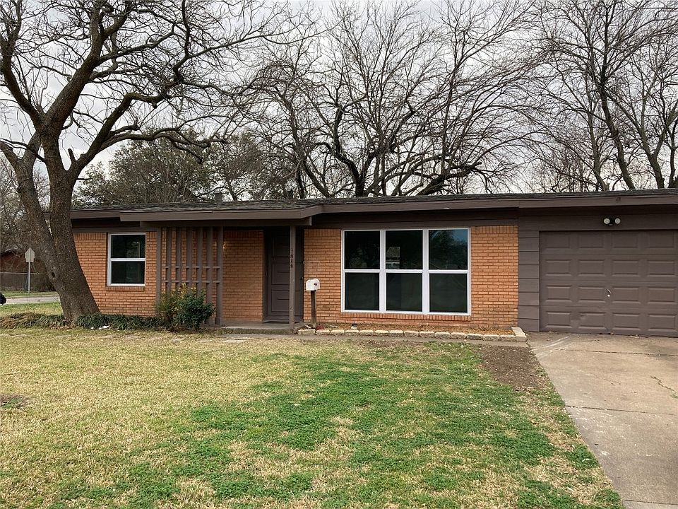 1702 W Grauwyler Rd, Irving, TX 75061 Zillow