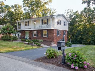 1027 Mountain View Dr, Greensburg, PA 15601