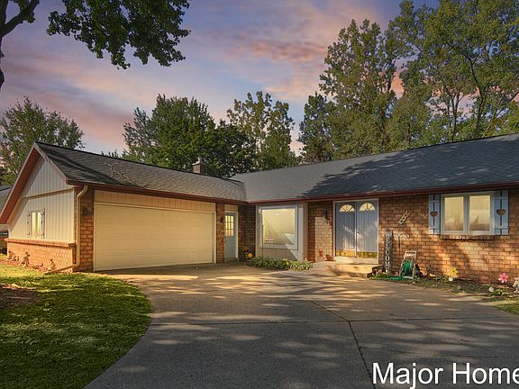 2nd image of 6863 Bridgeport Dr
