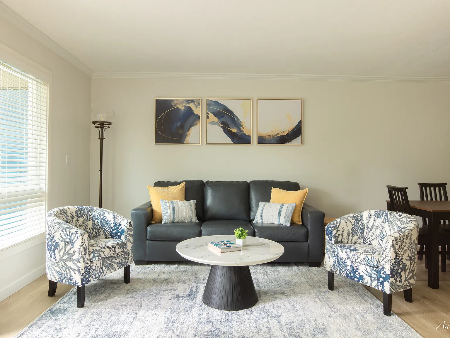 2 bed, 925 sqft, $3,250 — Photo 1