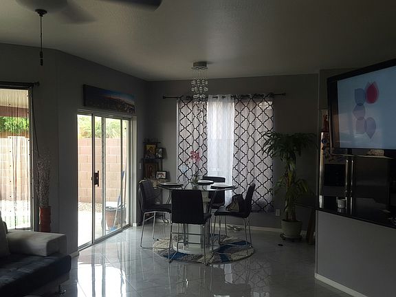 3rd image of 4418 E Glenhaven Dr