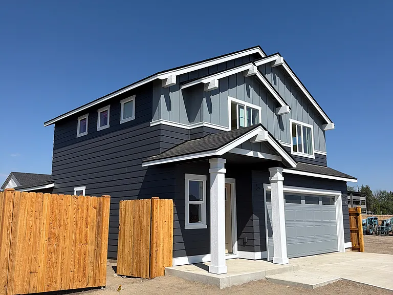 61051 NE Give Pl — Photo 1