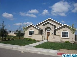 517 W Glaze Ave, Exeter, CA 93221