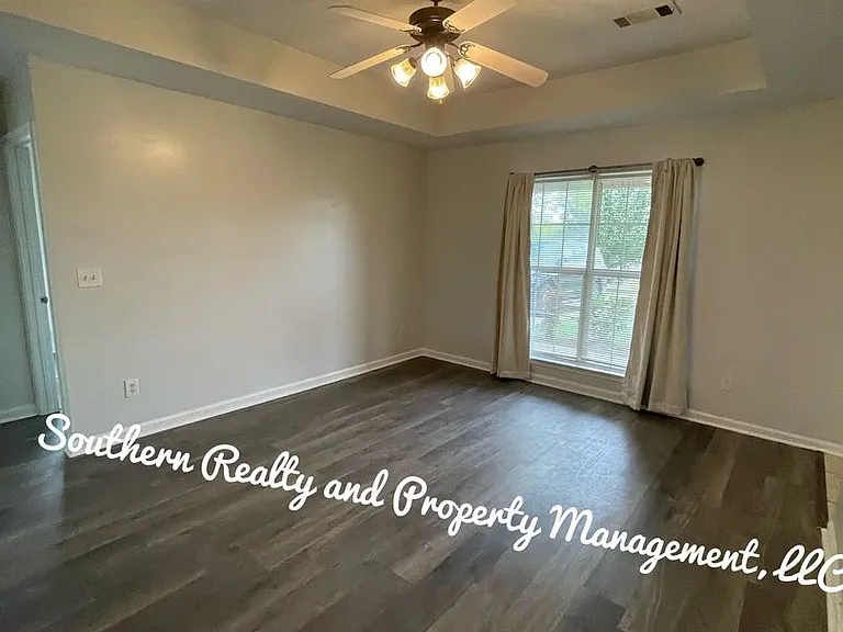 4084 Fitzpatrick Blvd — Photo 4