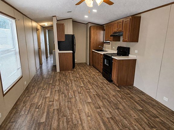 4th image of 1001 E Macarthur Rd #342