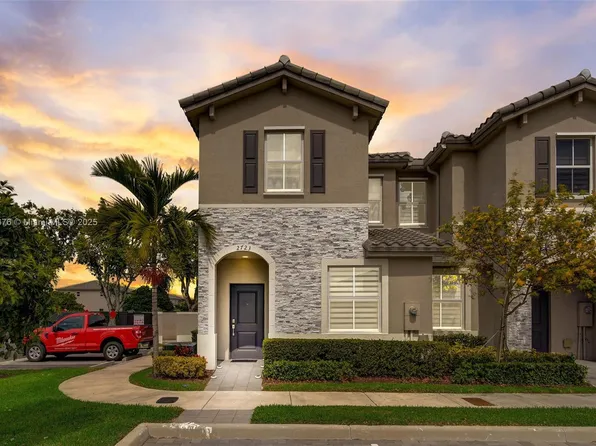2723 SE 17th St, Homestead, FL 33035