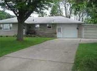 934 Mayflower Cir, South Bend, IN 46619