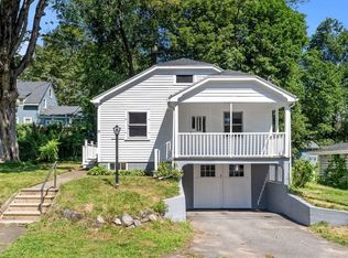 21 Green St, Merrimac, MA 01860