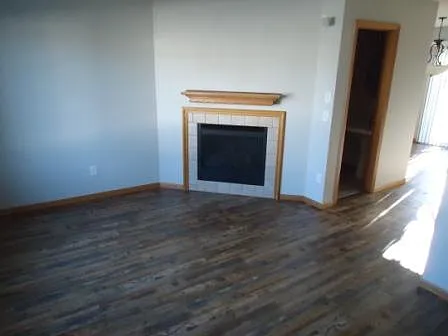 16459 Timber Crest Dr SE — Photo 2