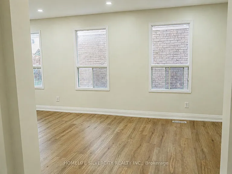 16 Norwood Pl — Photo 21