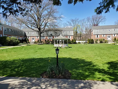 907 Palmer Ave #B Photo 1