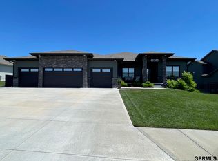 10303 S 188th St, Omaha, NE 68136