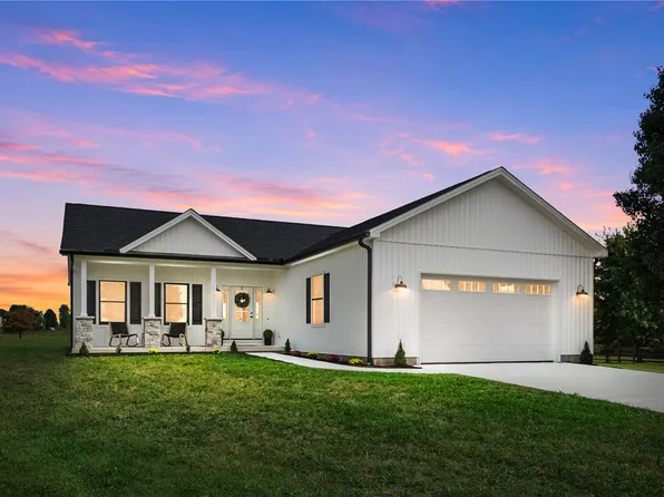199 Knolls Dr, Wilmington, OH 45177