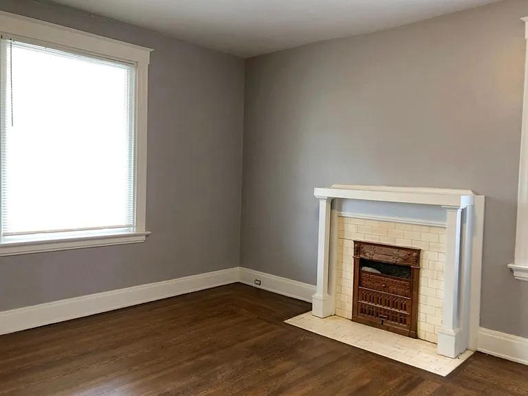 2437 Robertson Ave #2 — Photo 8