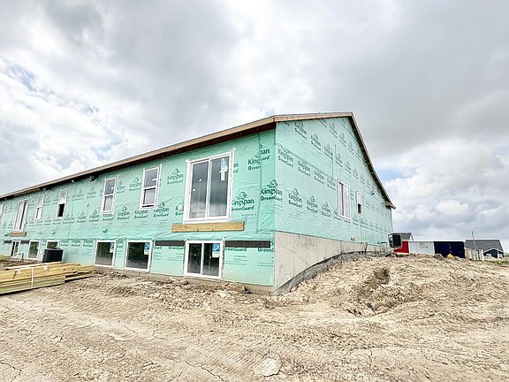 3rd image of 3848 Highbury Dr #19