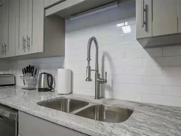 846 Park Pl NE — Photo 100