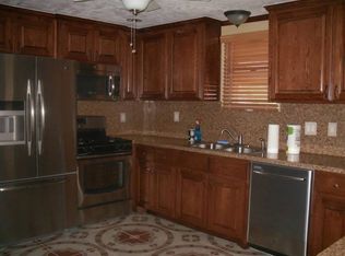 807 Ruth St, Baytown, TX 77520