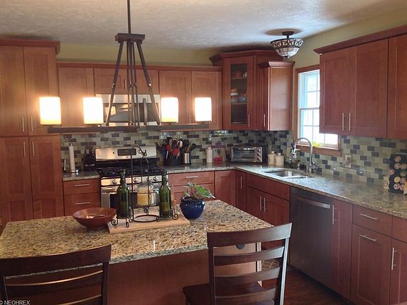 4th image of 500 W Sturbridge Dr