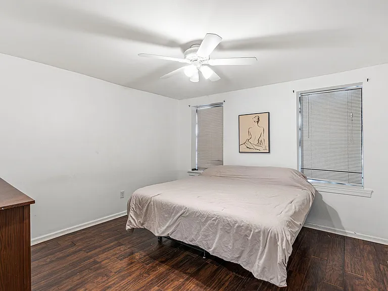 208 W Wildey St — Photo 14
