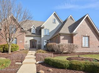 S118 Bealer Cir, Geneva, IL 60134