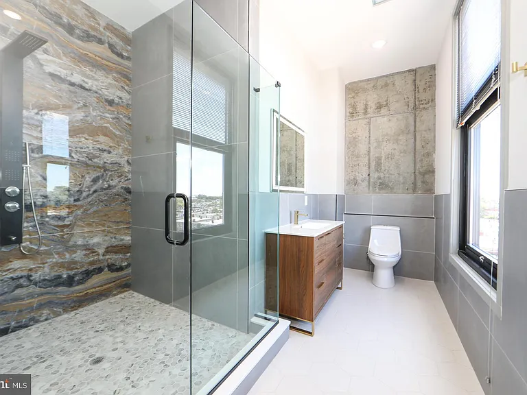 1810 E Venango St #104 — Photo 11