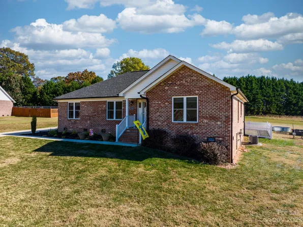 3421 Sweetgum Ln, Lincolnton, NC 28092