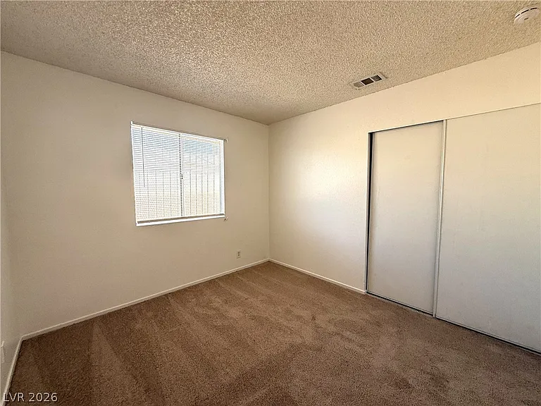 2220 La Sombra St — Photo 11