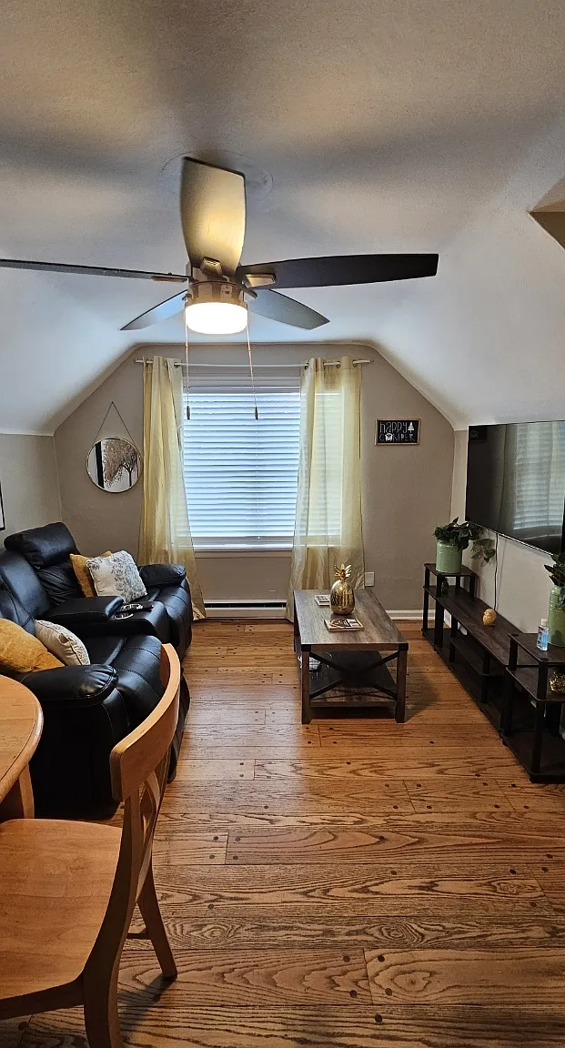 102 South 7th Avenue - 1 — Photo 4