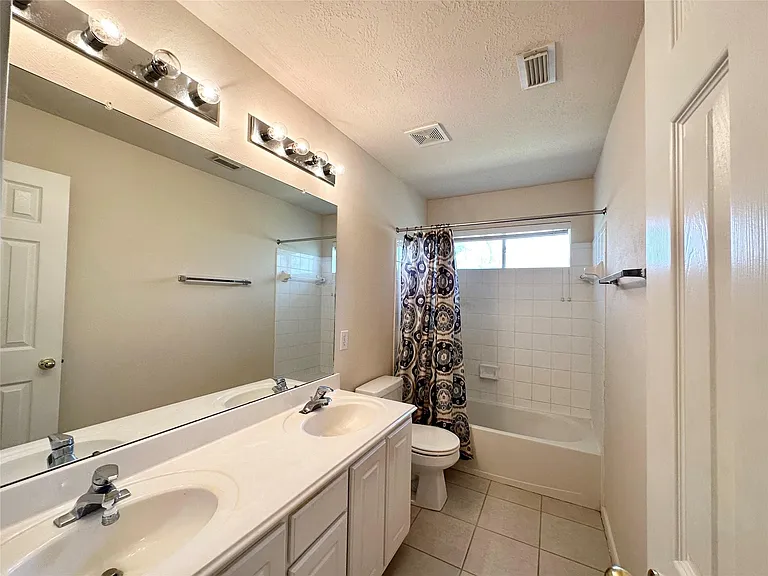 12938 Deer Sage Ct — Photo 32