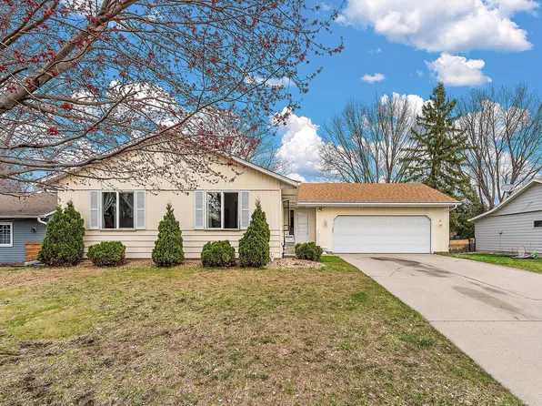 163 Southwind Ln, West Saint Paul, MN 55118