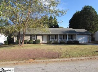 108 Woodstock Ln, Greer, SC 29650