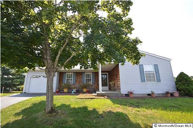 1st image of 12 Brockton Court