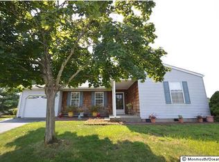 12 Brockton Ct, Manchester Township, NJ 08759