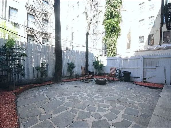 7 Cornelia St APT 1C